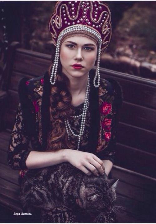 Фотопроект - Русские Узоры в новом выпуске журнала комильфо. 01