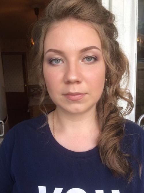 К вашим услугам прекрасные девушки. 09