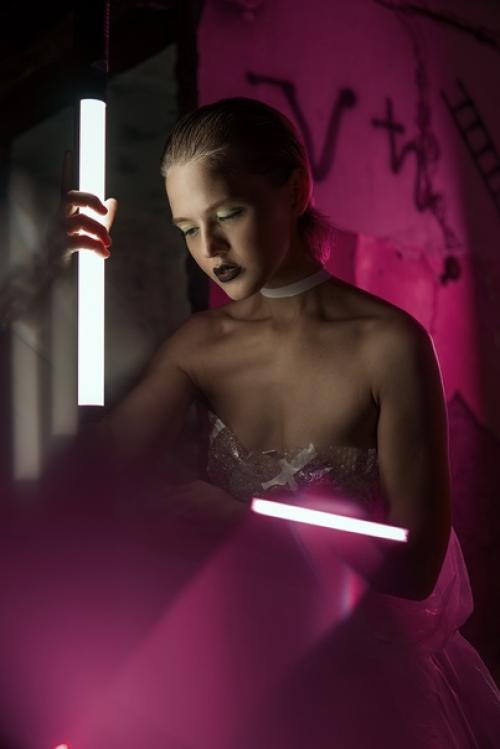 Мы ищем модель или моделей для воплощения образа фото 1-4. 07