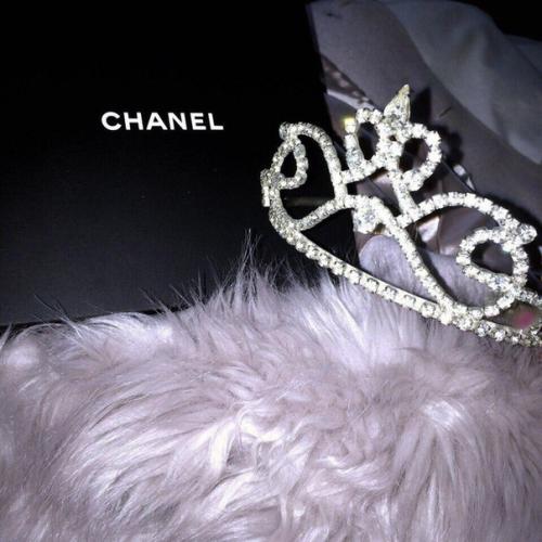 Как стать королевой школы? 01 Как стать королевой школы? 01