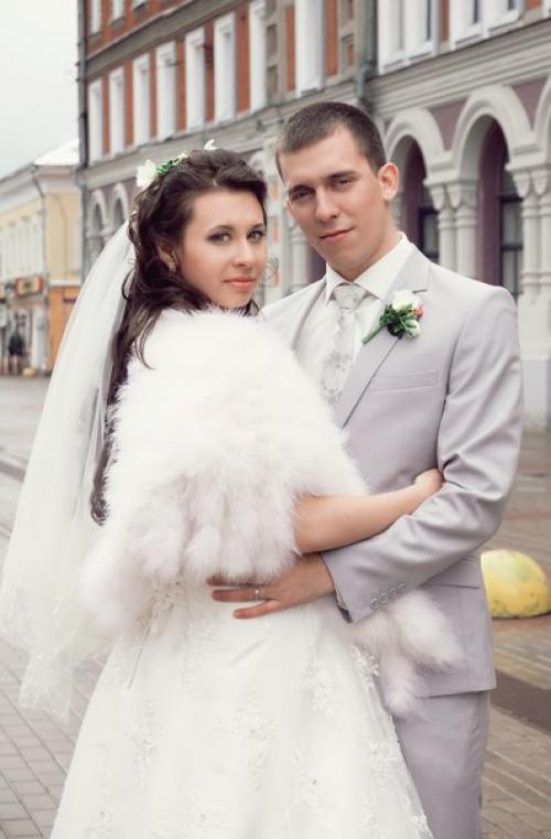 Милые красавицы!  Мы создадим вам идеальный образ как на свадьбу, так и на любое ваше мероприятие! 01