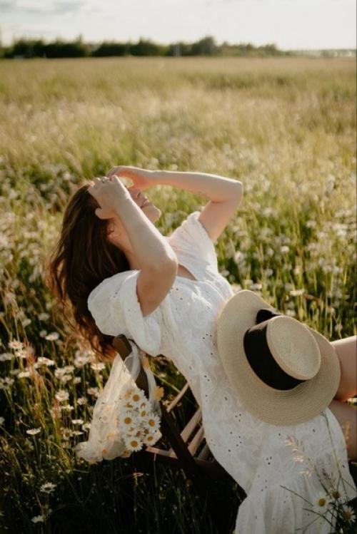 Добрый вечер!  На 21 августа (воскресенье) мы ищем стилиста - визажиста на творческую съёмку tfp. 01