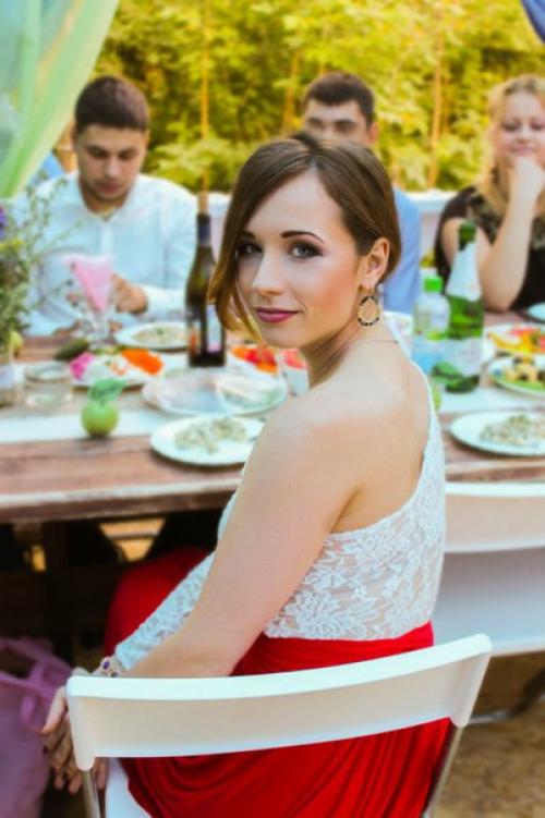 Милые красавицы!  Мы создадим вам идеальный образ как на свадьбу, так и на любое ваше мероприятие! 03