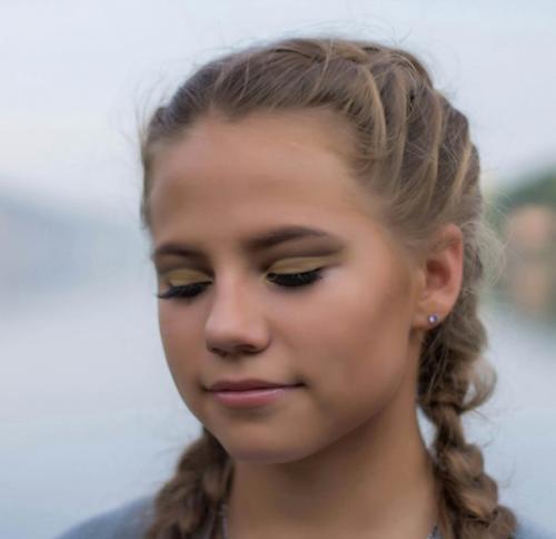 Девушки?  Я сертифицированный стилист - визажист? 06