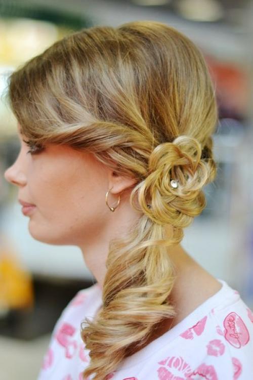 Причёска: экспресс - студия Вуаля, мастер Оксана Юркова. 01