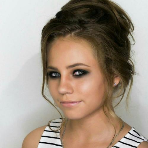 Девушки?  Я сертифицированный стилист - визажист? 05