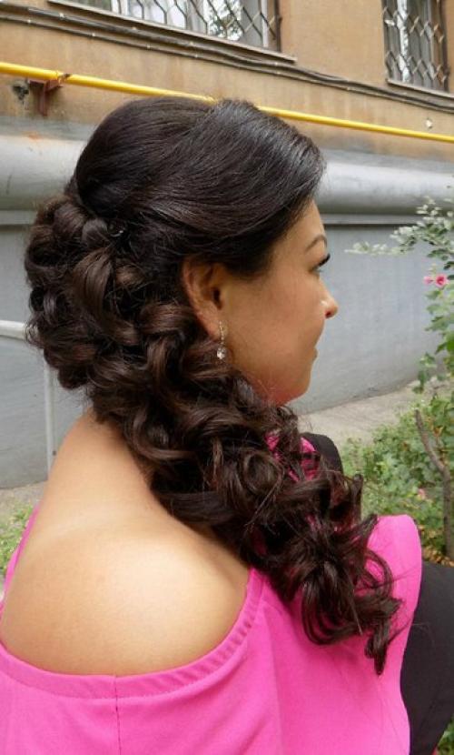 Внимание?  Красотки?  У вас есть отличная возможность записаться на МАКИЯЖ? 03