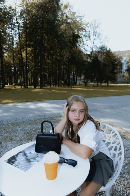 Наконец - то рассказываю про августовскую съёмку с моей младшей сестрой. 02