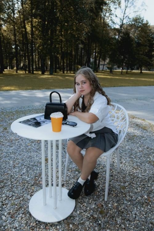 Наконец - то рассказываю про августовскую съёмку с моей младшей сестрой. 03