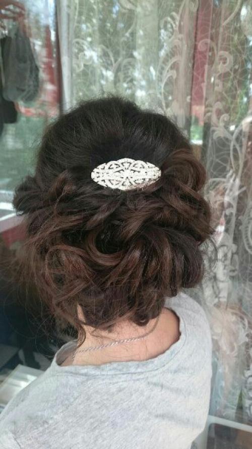 Делаю прически свадебные, вечерние, с элементами плетения, детские, косы! 03