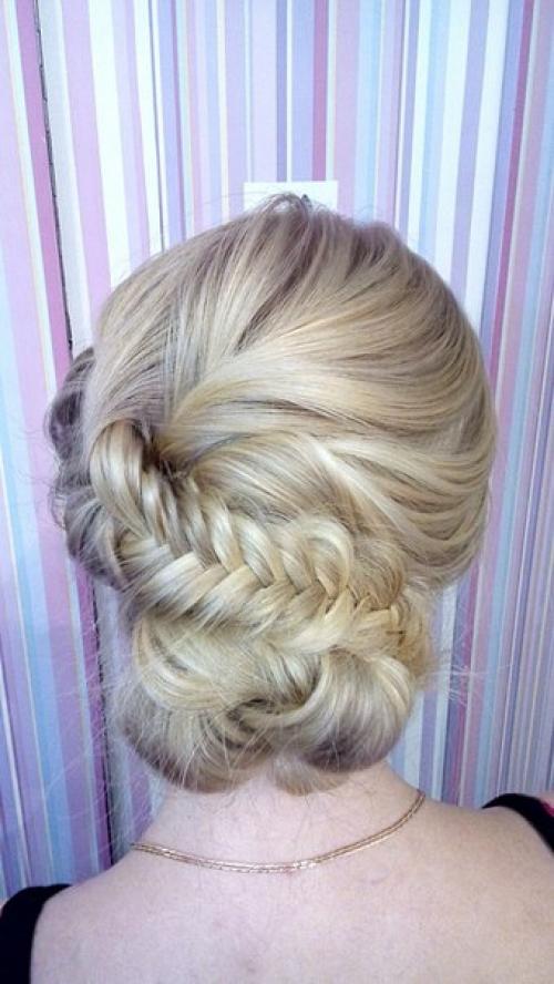 Милые девушки?  Макияж прическа 600 руб.? 07