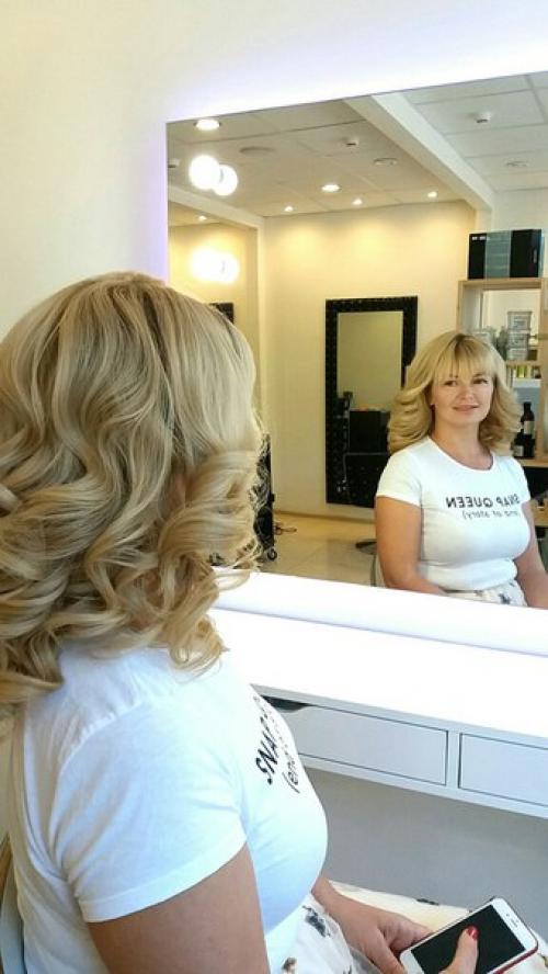 Ухоженная женщина всегда добивается того, чего не может добиться женщина в халате. 01