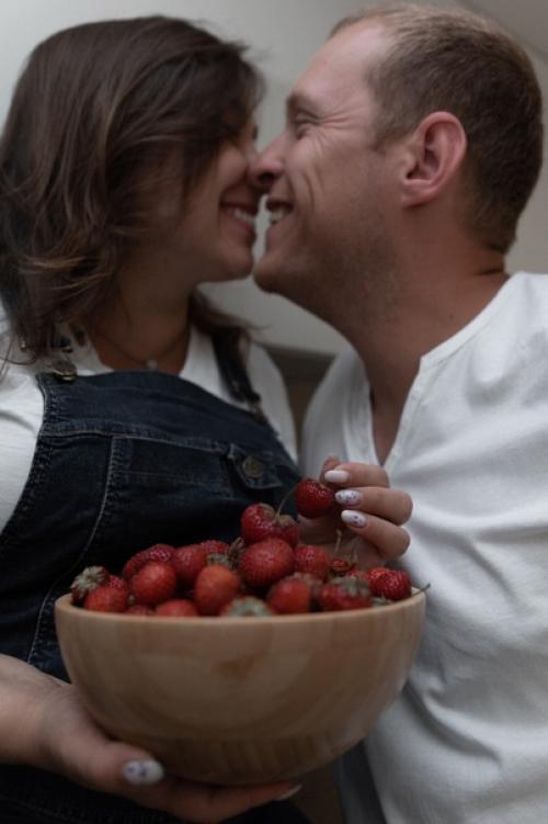 Лишь в том случае, если вам приелись однотипные студийные кадры и хочется домашнего тепла, то домашняя съемка - для вас. 03 Лишь в том случае, если вам приелись однотипные студийные кадры и хочется домашнего тепла, то домашняя съемка - для вас. 03