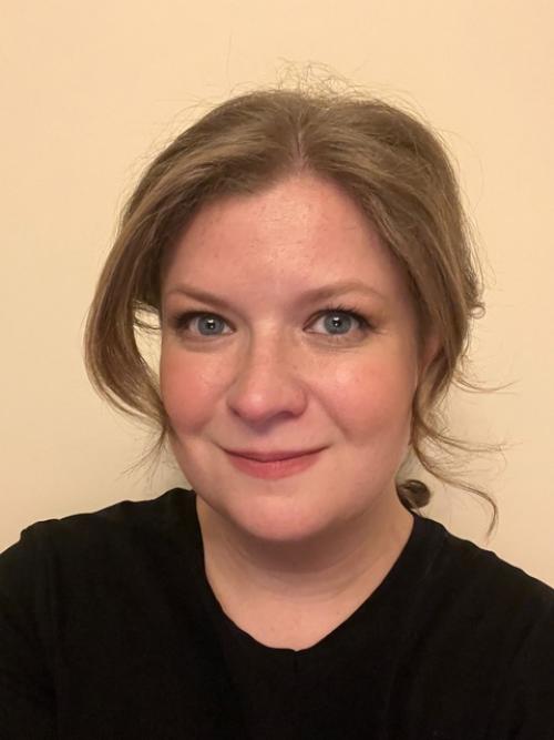 Попросили найти/сделать хорошую фотографию для того чтобы выложить на сайт школы, в которую я официально трудоустроена. 02