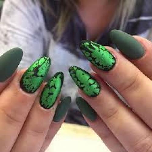 Как сделать маникюр фольгой в домашних условиях. 02