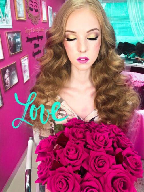 Милые дамы?  Запись на макияж и прически открыта? 03