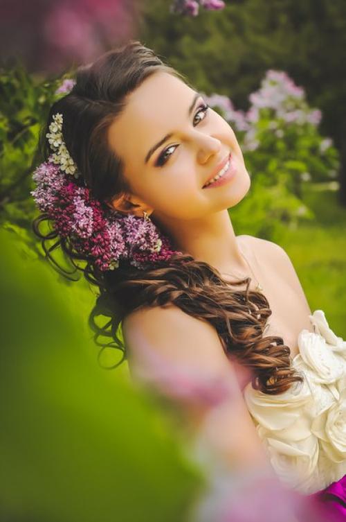 Предлагаю услуги парикмахера - визажиста: 03