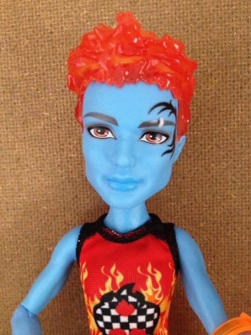 Встречай новою тройку пляжных кукол монстр хай: Рошель, холт и Фрэнки - Swim Class 2 выпуск. 01