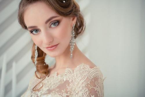 Дорогие девушки, я, мастер с большим стажем и множеством повышений, предлагаю вашему вниманию услуги: 07