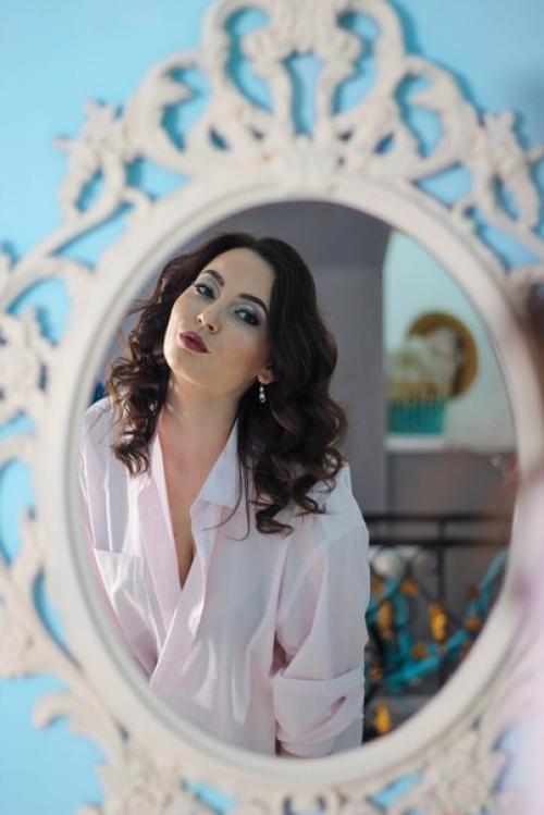 Милые дамы?  Запись на макияж и прически открыта? 06