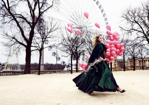 Кейт Григорьева в фотосессии Кристиана шуллера для Vogue Mexico October 2016. 01