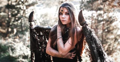 Скоро хэллоуин?  Запись на грим и макияж открыта. 01