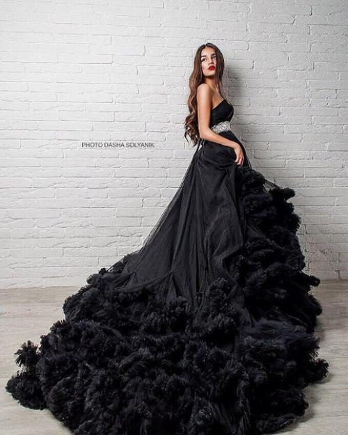 Фотопроект Dneprvogue. В шикарных вечерних платьях? 01 Фотопроект Dneprvogue. В шикарных вечерних платьях? 01