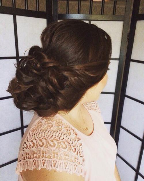 Модель на МАКИЯЖ и прическу для отработки новых навыков ищу. 01