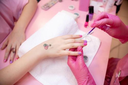 Бьюти - вечеринка от Wonder Studio - это волшебное путешествие в мир красоты и сказки для девочек любого возраста. 08