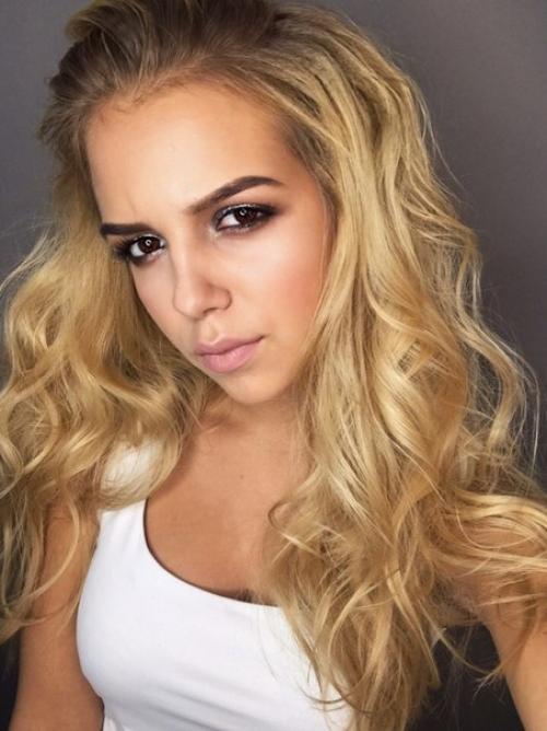 Требуются модели на макияж и прическу (за репост бесплатно) в будни днём? 01