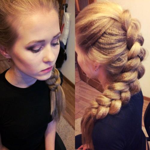 Здравствуйте?  Предлагаю услуги визажиста - мастера по прическам. 03