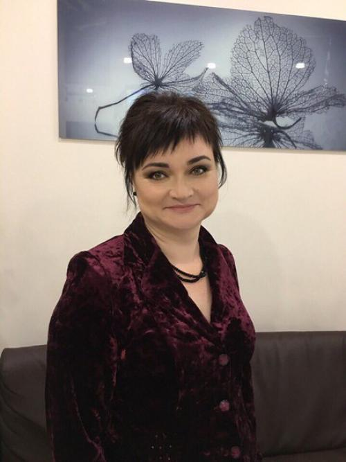 Дорогие девушки!  Осень и зима - время корпоративных праздников, первого снега и ожидания волшебства в новый год! 06