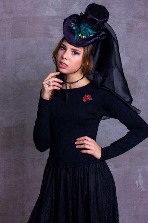 Внимание!  Только одни выходные 4, 5 и 6 ноября скидка на студийные фотосессии 20%, включая новогоднюю локацию! 03