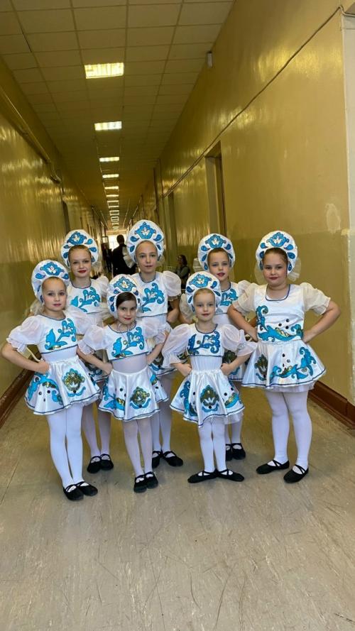 Выступление ответственно на сцене это очень. 01