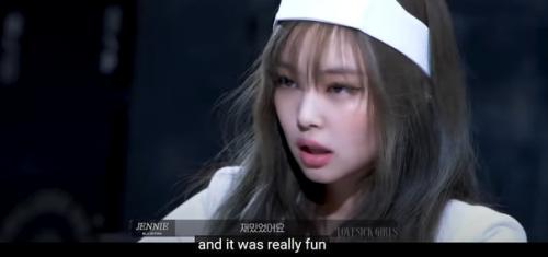 Дженни: мне пришлось играть две разные роли в этой сцене и это было правда весело. 01