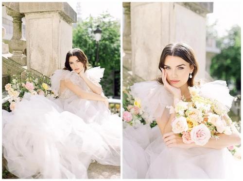 Женский полет.  Свадебная фотосессия Delicate Photography живописными видами Парижа очаровывает. 05