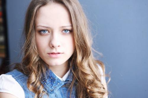 Здравствуйте!  Сейчас прохожу обучение в академии имиджа Анны Морозовой по специальности Стилист - Имиджмейкер. 01