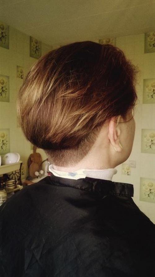 Салон Элит. График работы с пятницы по воскресенье, с 8. 00 до 7. 00 график работы на дому с понедельника по четверг с 3. 00 до 7. 00. 05