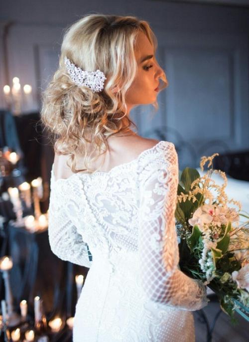 Стилист Лариса нейфельд будет рада создать для ваш образ к празднику. 01