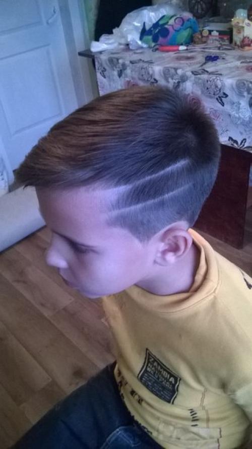 Салон Элит. График работы с пятницы по воскресенье, с 8. 00 до 7. 00 график работы на дому с понедельника по четверг с 3. 00 до 7. 00. 01