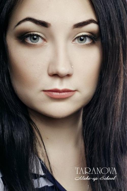 Девулечки приглашаю вас обучится основам макияжа. 02