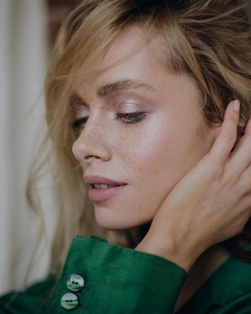 Как носить прическу и макияж в ТЕЧЕНИЕ дня? 01 Как носить прическу и макияж в ТЕЧЕНИЕ дня? 01