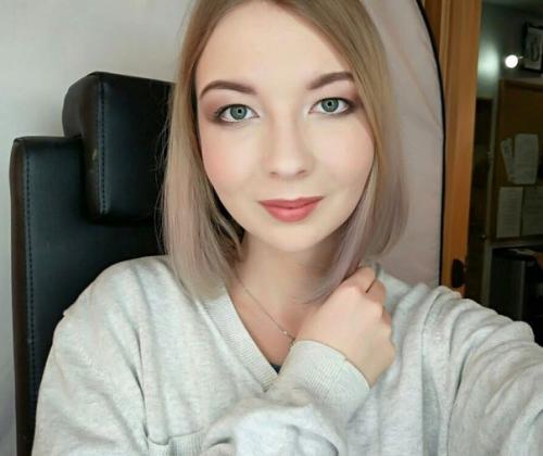 Добрый день!  Я визажист и стилист по прическам! 03