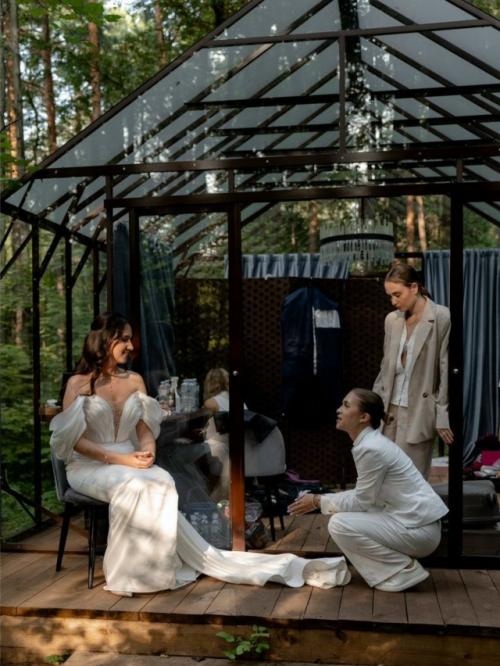 Домик невесты - идеальное место для сборов и фотосессии перед церемонией. 01