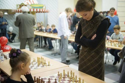 Очень непросто быть визажистом у публичных людей. 02