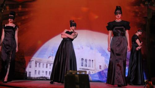 Модой сейчас интересуются абсолютно все: и дети, и взрослые. 04 Модой сейчас интересуются абсолютно все: и дети, и взрослые. 04