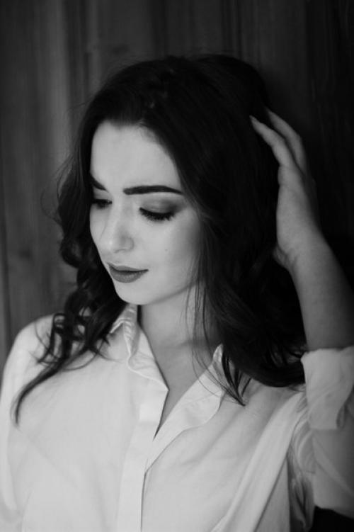 Добрый день!  Я визажист и стилист по прическам! 01