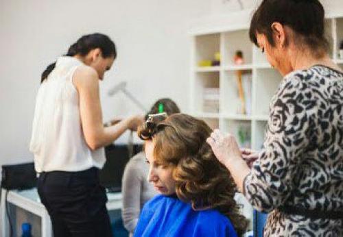 Модели на ПРИЧЁСКИ и макияж нужны! 06