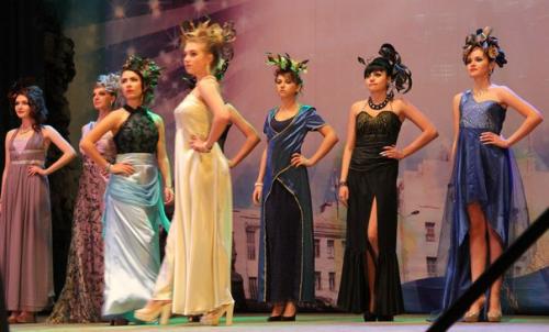 Модой сейчас интересуются абсолютно все: и дети, и взрослые. 01 Модой сейчас интересуются абсолютно все: и дети, и взрослые. 01