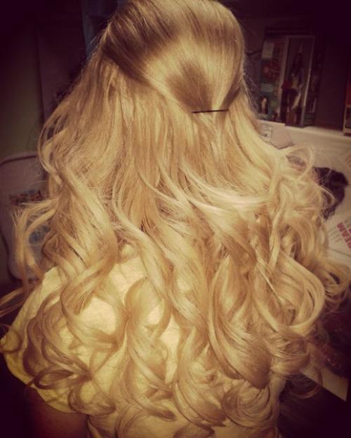 Красотки Волгограда!  Кто еще не забронировал место на локоны, прически, макияж? 04